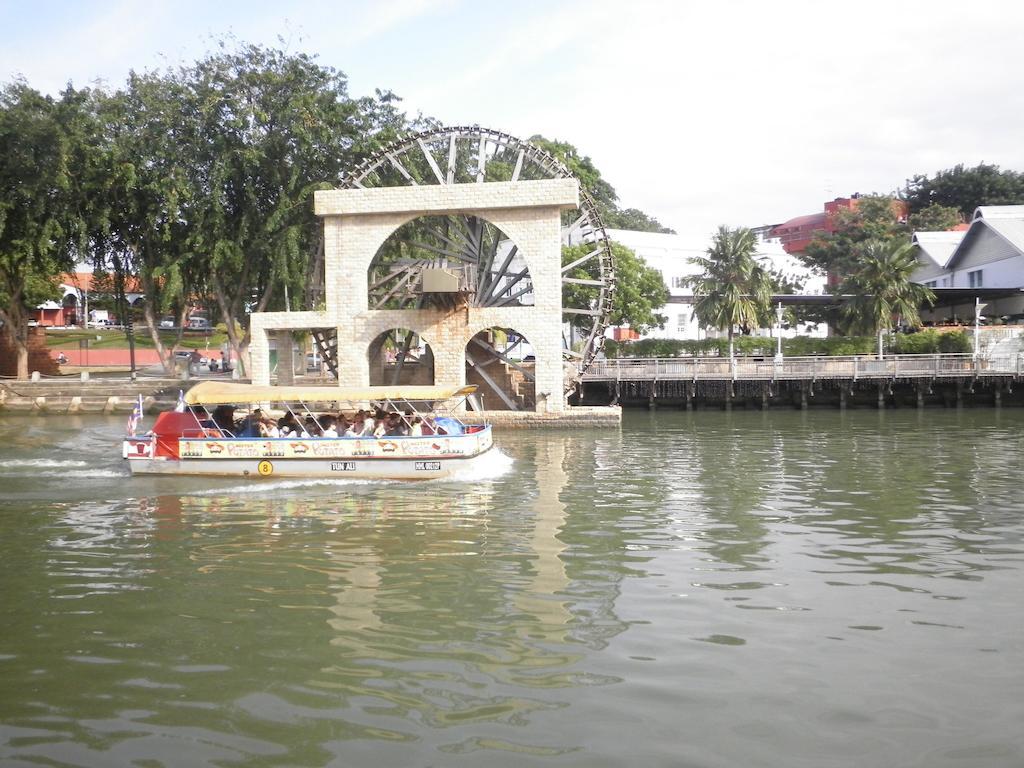 Vinz Hotel Malacca Bagian luar foto